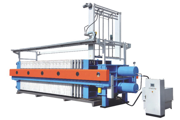 自動拉板可沖洗濾布壓濾機(jī)